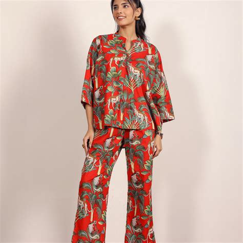 Red and Multi Tropical Summer Printed Two Piece Sets Kurta Style V-Nec ...