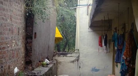 Karnataka Rains: Wall collapses due to heavy rain in Bagalkot district ...