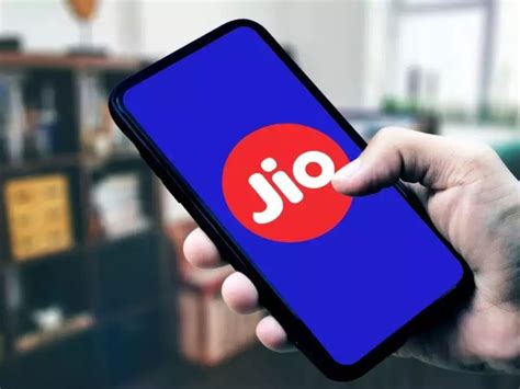Jio Plan: ଜିଓର ଏହି ୩ଟି ପ୍ଲାନ ଆପଣଙ୍କ ପାଇଁ ଲାଭଦାୟକ Jio long validity free ...