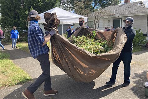 Volunteer Expo - REACH Community Development