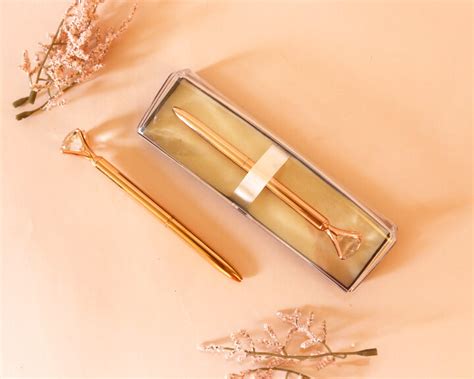 Rosegold Diamond Pen - Fluorescent Studios | Your Personal Gifting Genie