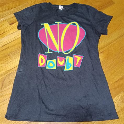 VINTAGE No Doubt Band Graphic T-Shirt Black Womens... - Depop
