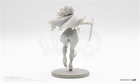Sunstalker Dancer - Painters Scale | Kingdom Death Collector