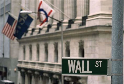 Nasdaq, Dow Jones Futures Rise On Meta, Microsoft Results: Apple ...