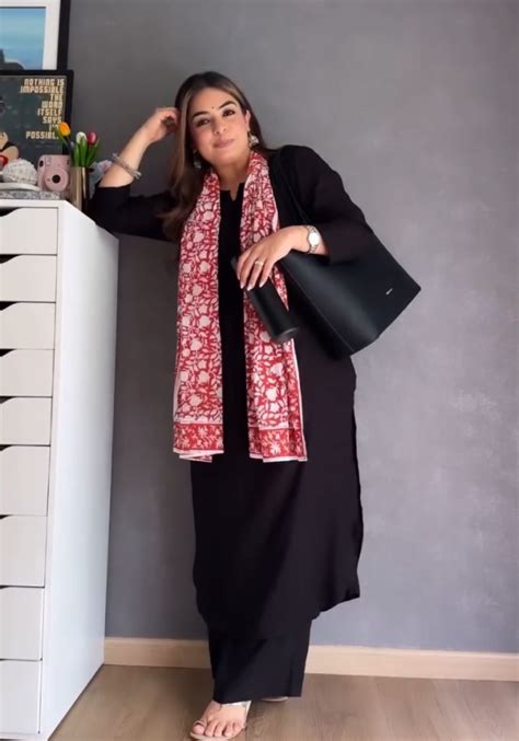 MD Kalamkari Elegance: Black Kurta Set with Bold Red Printed Scarf ...