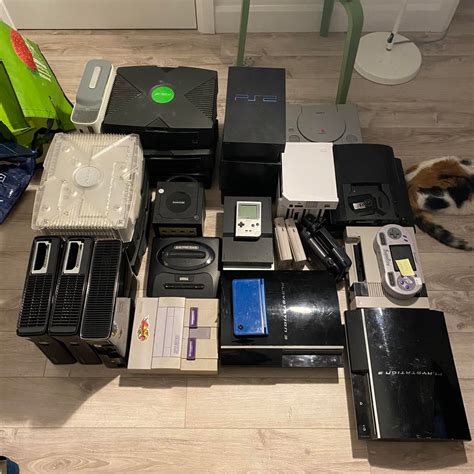 Just bought this HUGE job lot of 36 consoles for 400$ CAD (about 300 ...