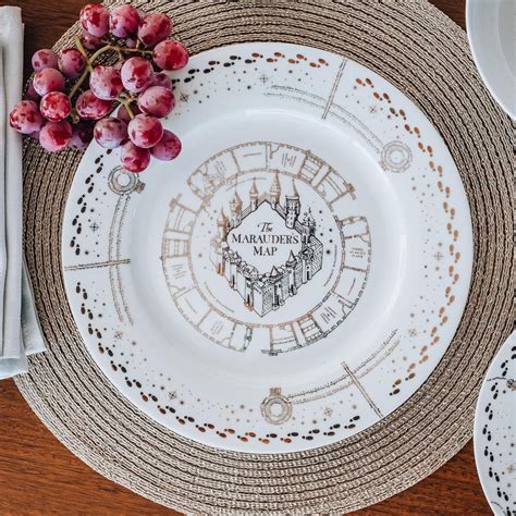 Harry Potter Marauders Map // 16-Piece Ceramic Dinnerware Set - Harry ...