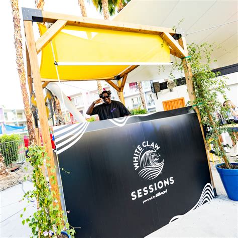 Maren Morris Performs Unreleased Music at White Claw Sessions