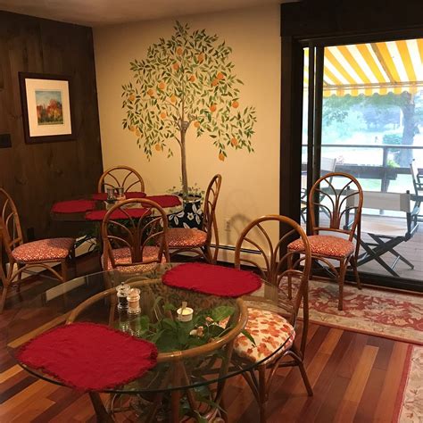 HOWARD HOUSE LODGE (Boothbay Harbor) - Inn Reviews & Photos - Tripadvisor