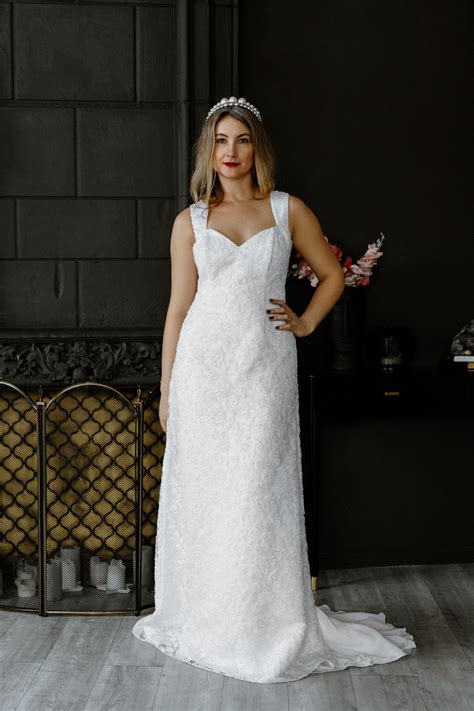 Mermaid Wedding Dress With Long Train / Long Lace Full - Etsy