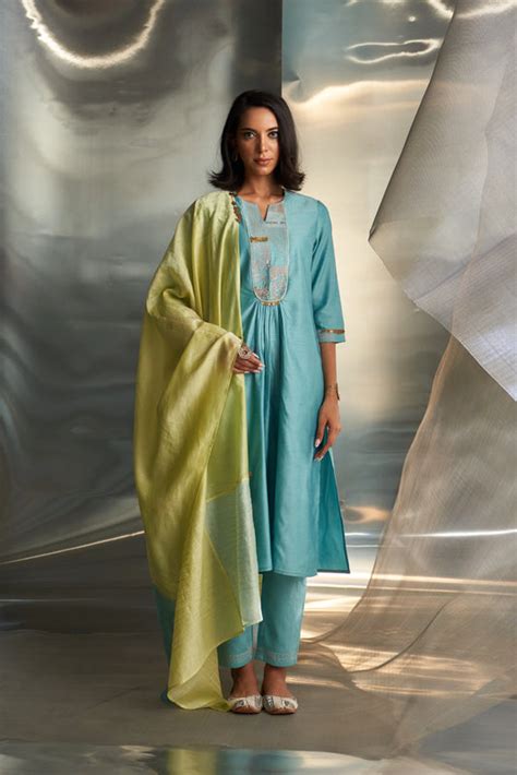 Kurta Sets – Page 2 – Kasat Galleria