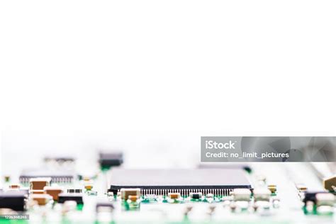 Circuit Board Inside a Computer Image 的图像结果