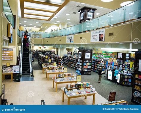 Barnes & Noble Bookstore Editorial Photography - Image of modern, chain ...