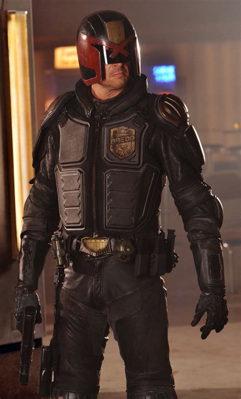 Karl Urban Dredd Trening