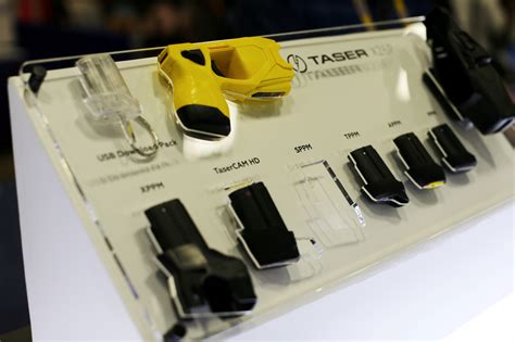 Taser vs. gun mix-ups draw fresh scrutiny in wake of Minnesota killing ...
