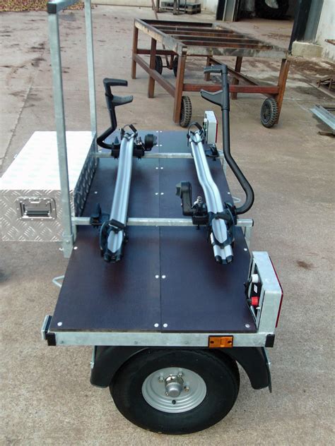 CMF Trailers 的图像结果