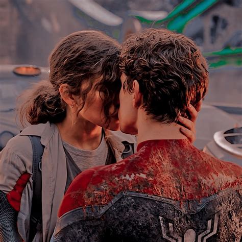 peter and mj | Знаменитые парни, Милые пары, Том холланд