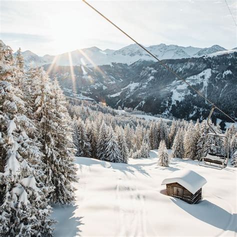 Winterurlaub in Arosa | Skiferien in Graubünden, Schweiz
