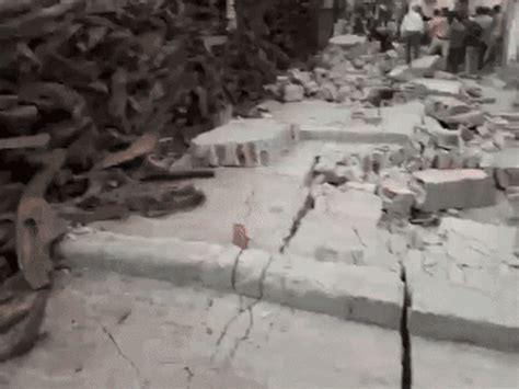 Crematorium wall collapses in Haryana, filling 5 in no time