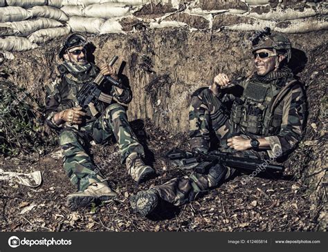 Commando Fight 的图像结果