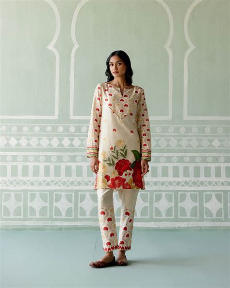Ecru & Red Rose Kurta Set – Label Mogra