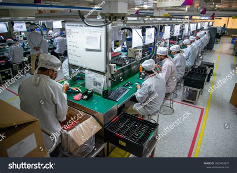 Technology Industry 的图像结果