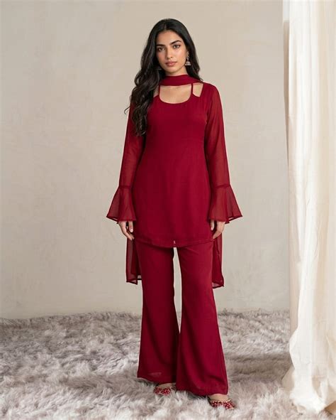 Haseena Y2K Suit – Erum DW