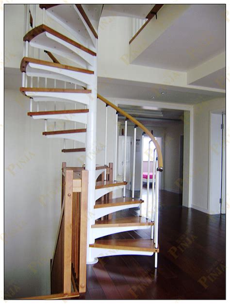 佛山尚步梯业 U型钢木楼梯 钢化玻璃楼梯栏杆 厂家定制生产-阿里巴巴