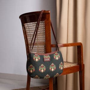 Buy Structured Shoulder Bags Online at Best Prices - Zouk