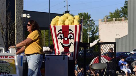 Marion County festivals 2025, popcorn to strawberries and art nearby