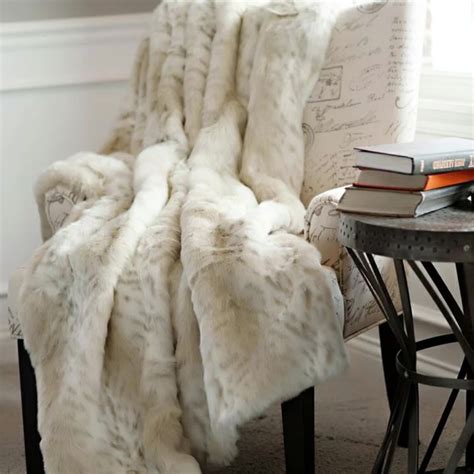 Faux Fur Minky Lining Fake Fur Throw Blanket - Buy Fake Fur Throw ...