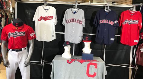 Indians introduce alternate red jersey and new home cap for 2019 ...