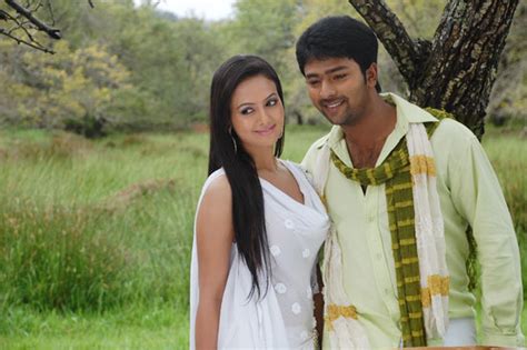 Aayiram Vilakku movie stills Santhanoo Sana Khan |Tamil Cinema News ...