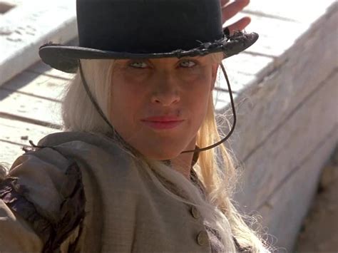 Holes Kissin Kate Barlow