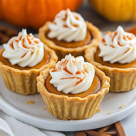 Irresistibly Healthy Mini Pumpkin Pie Cups Everyone Will Love - Lyndy's ...