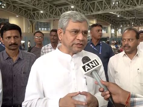 Union Minister Ashwini Vaishnaw calls 3DGS semiconductor plant ...