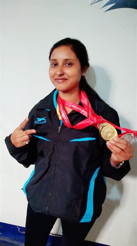 नहीं रहीं नेशनल शूटर Konica, सोनू सूद ने गिफ्ट की थी राइफल, उठ रहे सवाल ...