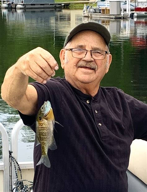 Lloyd Jay Bloss - 2024 - Lux-Moody-Wolfel Funeral Homes