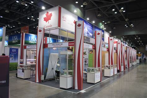 Pisco International: Customer Reviews, Stands and Services
