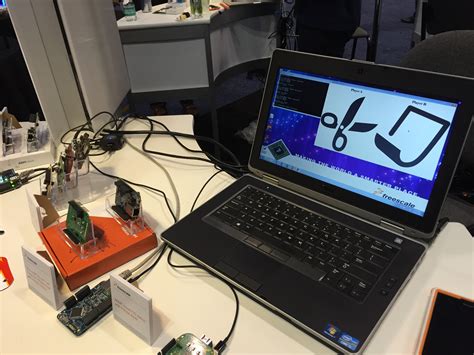 Walking around the mbed Zone at TechCon 2015 - Embedded and ...