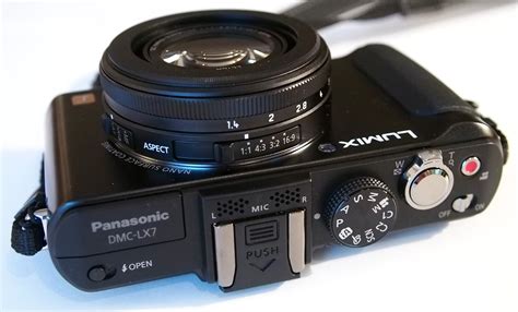 Panasonic Lumix DMC-LX7 Hands-On Review | ePHOTOzine