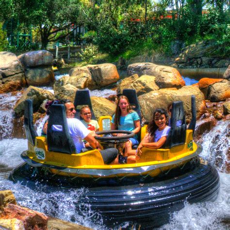 Knott's Berry Farm Logo