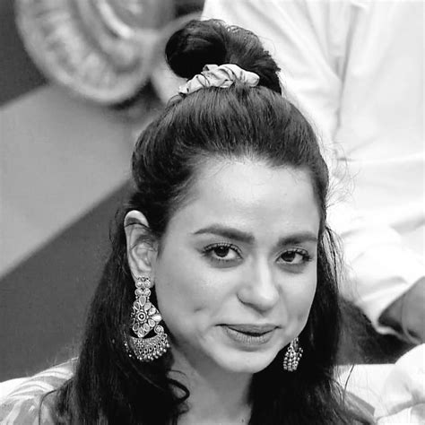 Bigg Boss में बेशर्मी की सारी लिमिट क्रॉस, रात के अंधेरे में श्रीजिता ...