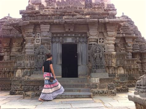 Conservative Dress 的图像结果