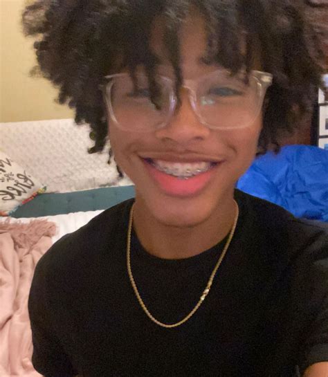 Pin by 5 ★ on ・ 𝐇𝐈𝐌 | Boys with curly hair, Light skin men, Cute dreads