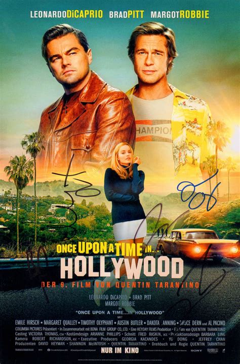 Carmen Electra from Scary Movie, Baywatch, & American Dad Sexy Signed – SWAU Auction