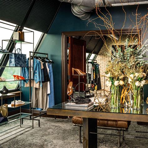 Saks Fifth Avenue | Saks Raleigh