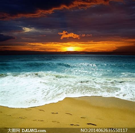 天空云彩与退潮的海滩摄影高清图片_大图网图片素材