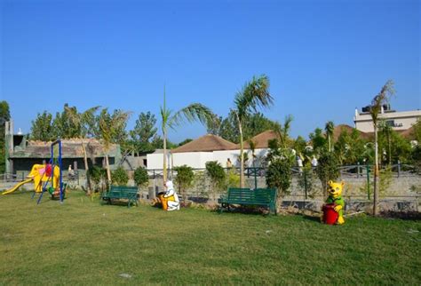 Corbett The Grand, The Grand resort Corbett National Park