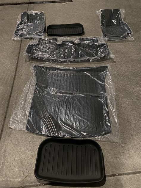 Tesmanian Floor Mats - Full Set : r/TeslaModelY